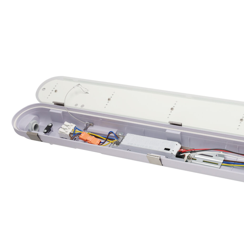 Oslo armatuur met geopende kap, met zicht op de LED-strip en bedrading