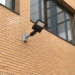Glasgow armatuur gemonteerd aan een bakstenen gevel